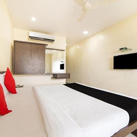 Super Capital O Raaga Grand Hotel Hyderabad Exterior foto